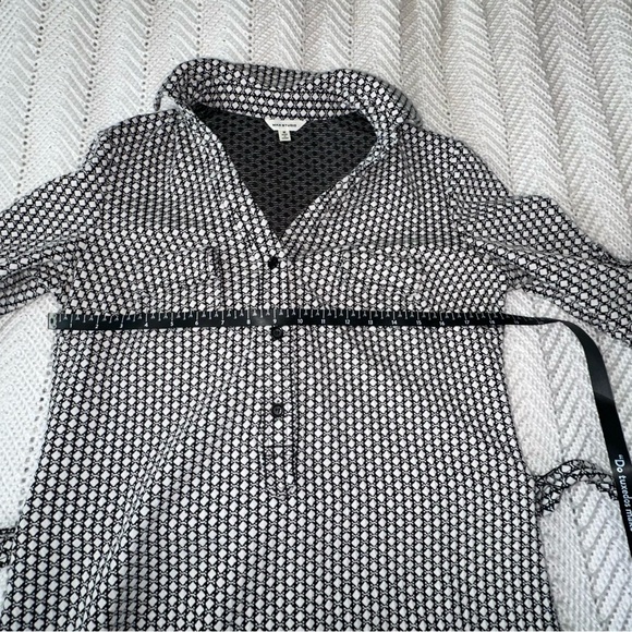 Women's Max Studio Black and Ivory Belted Shirt Dress - Medium - Picture 7 of 10